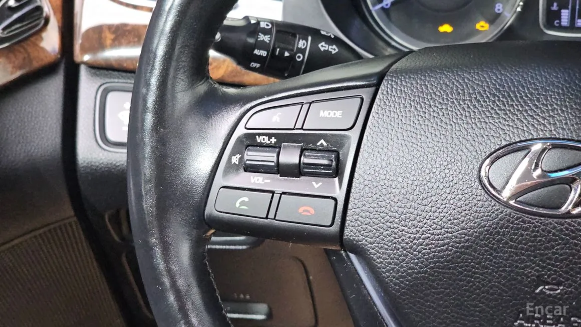 Hyundai Aslan