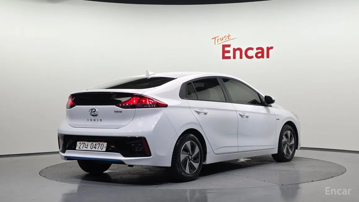 Hyundai Ioniq