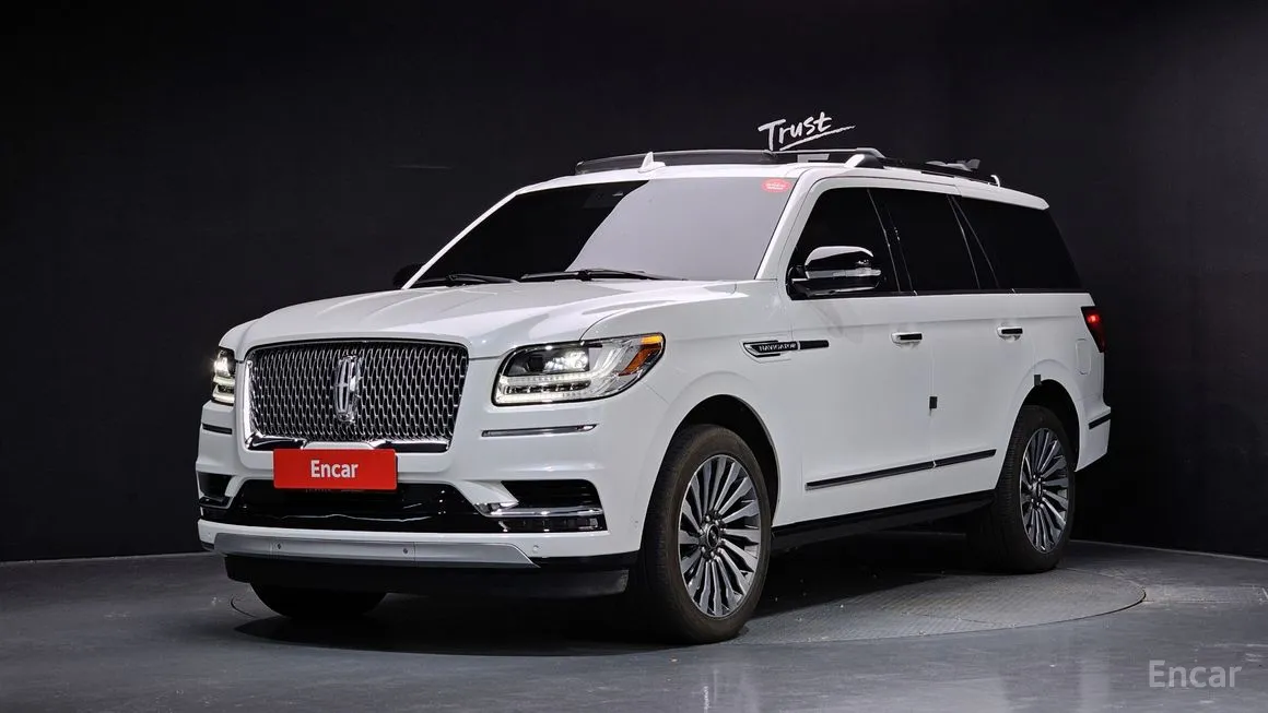 Lincoln Navigator