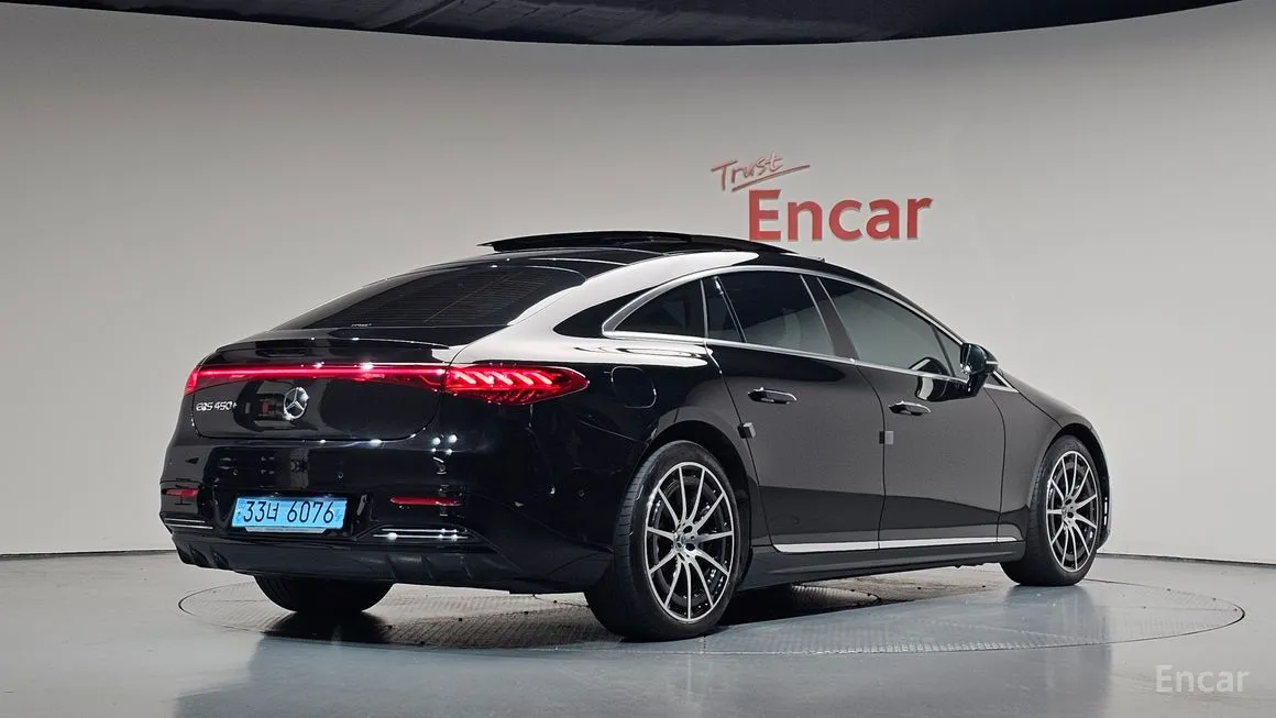 Mercedes-Benz EQS