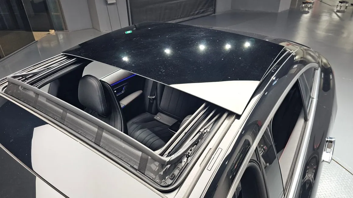 Mercedes-Benz EQS