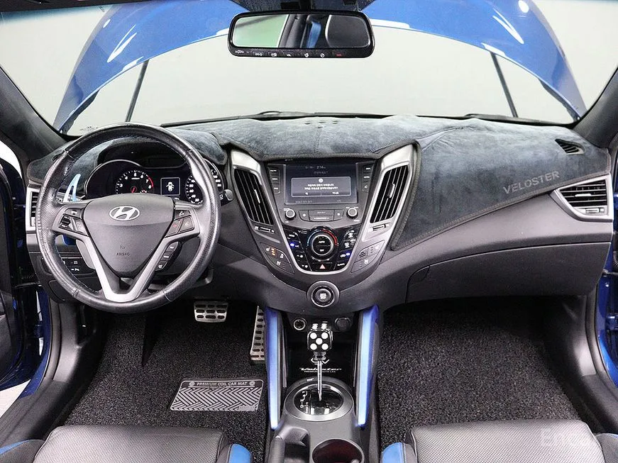 Hyundai Veloster