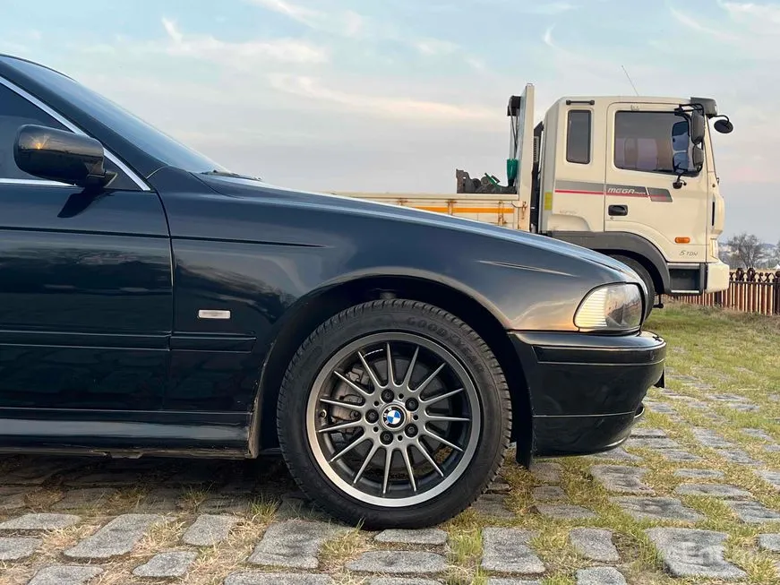 BMW 5-Series