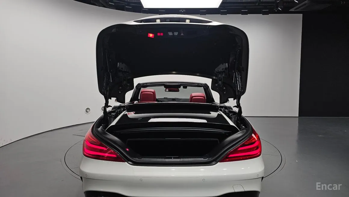 Mercedes-Benz SL-Class