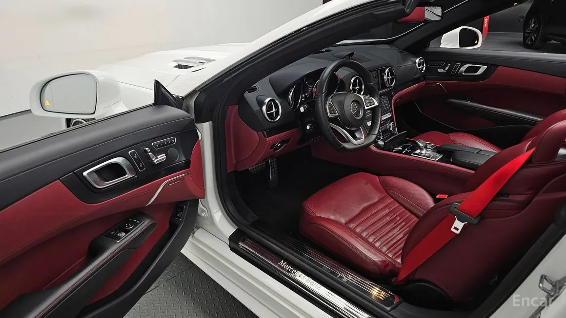 Mercedes-Benz SL-Class