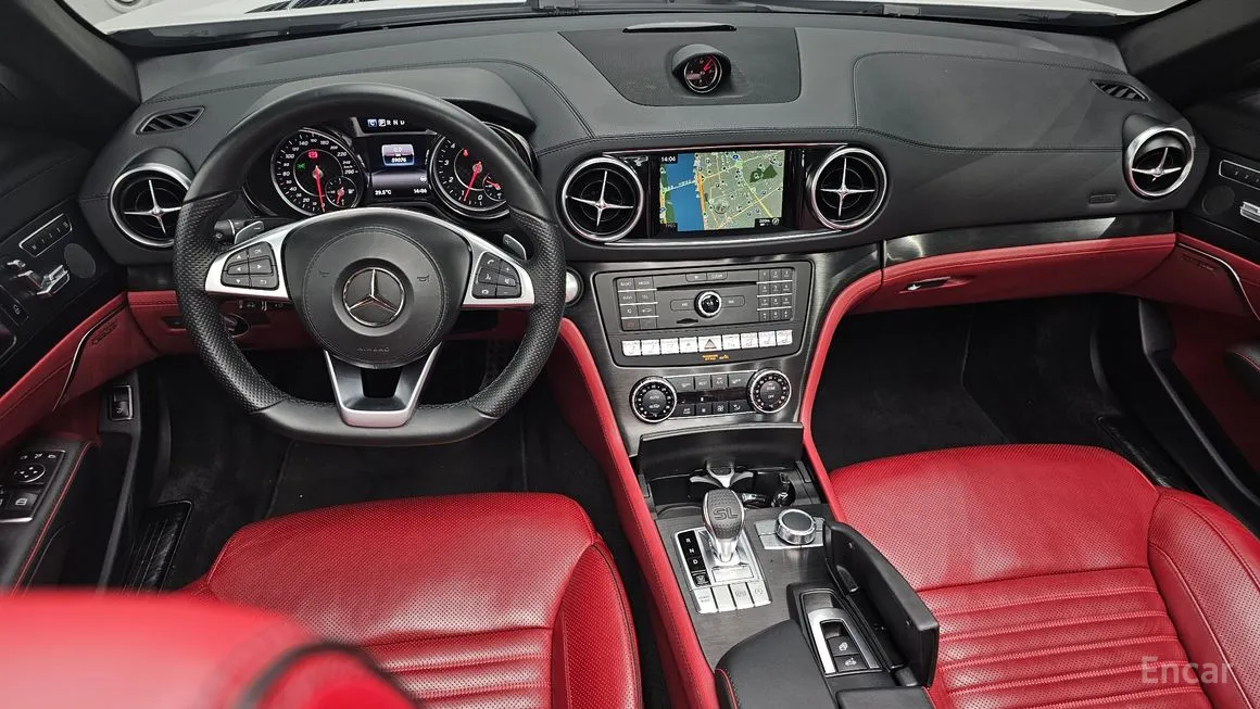 Mercedes-Benz SL-Class