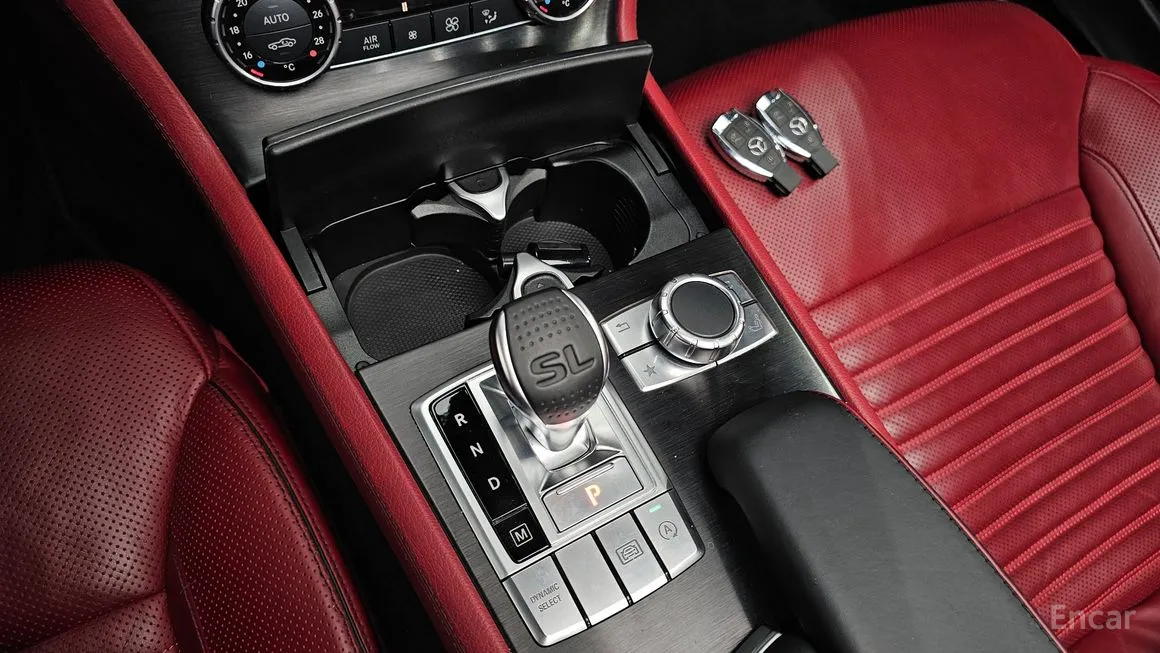 Mercedes-Benz SL-Class