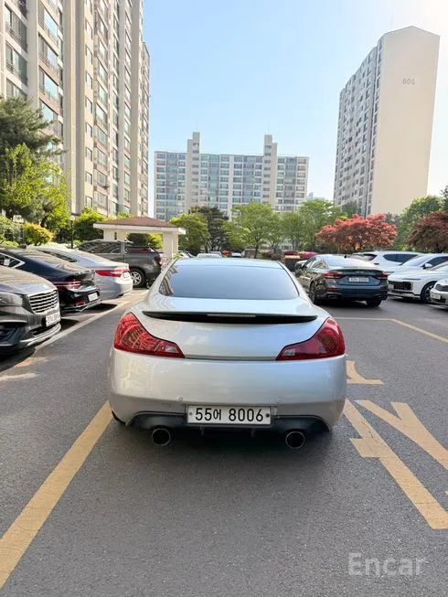 Infiniti G