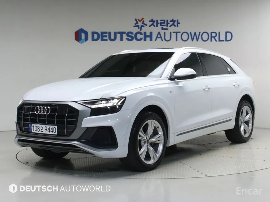 Audi Q8