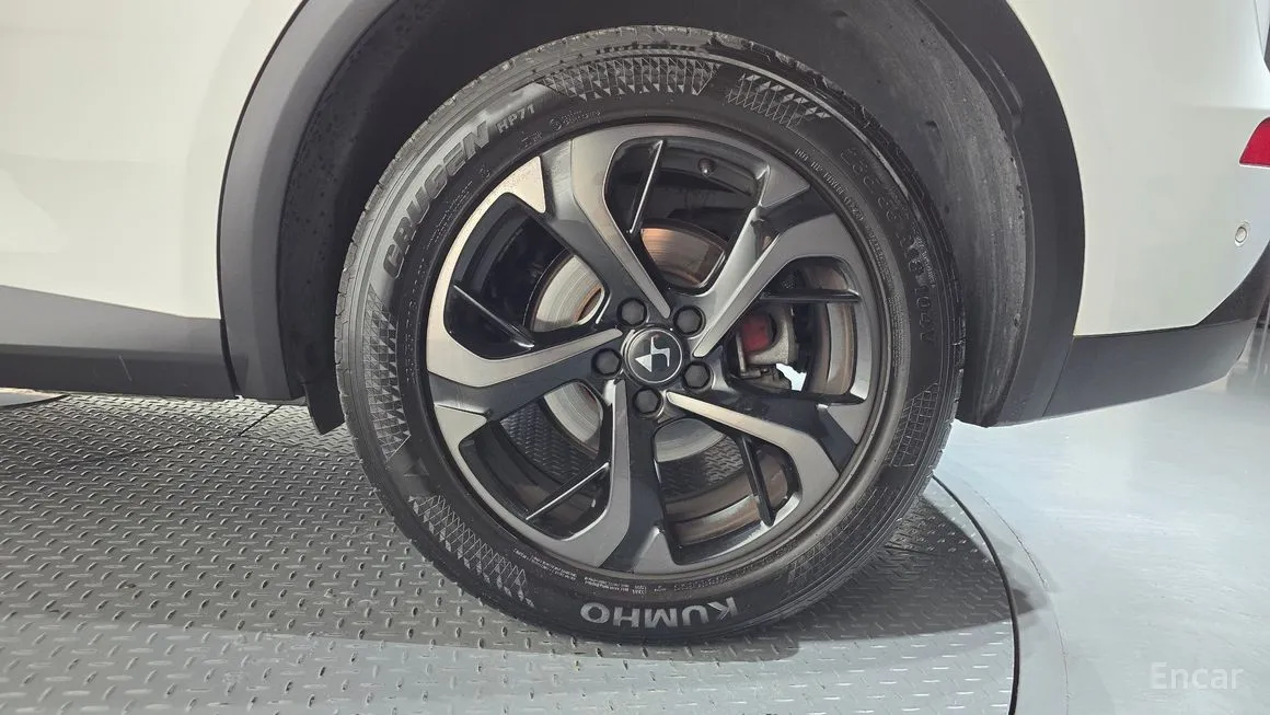 Citroen-DS DS7