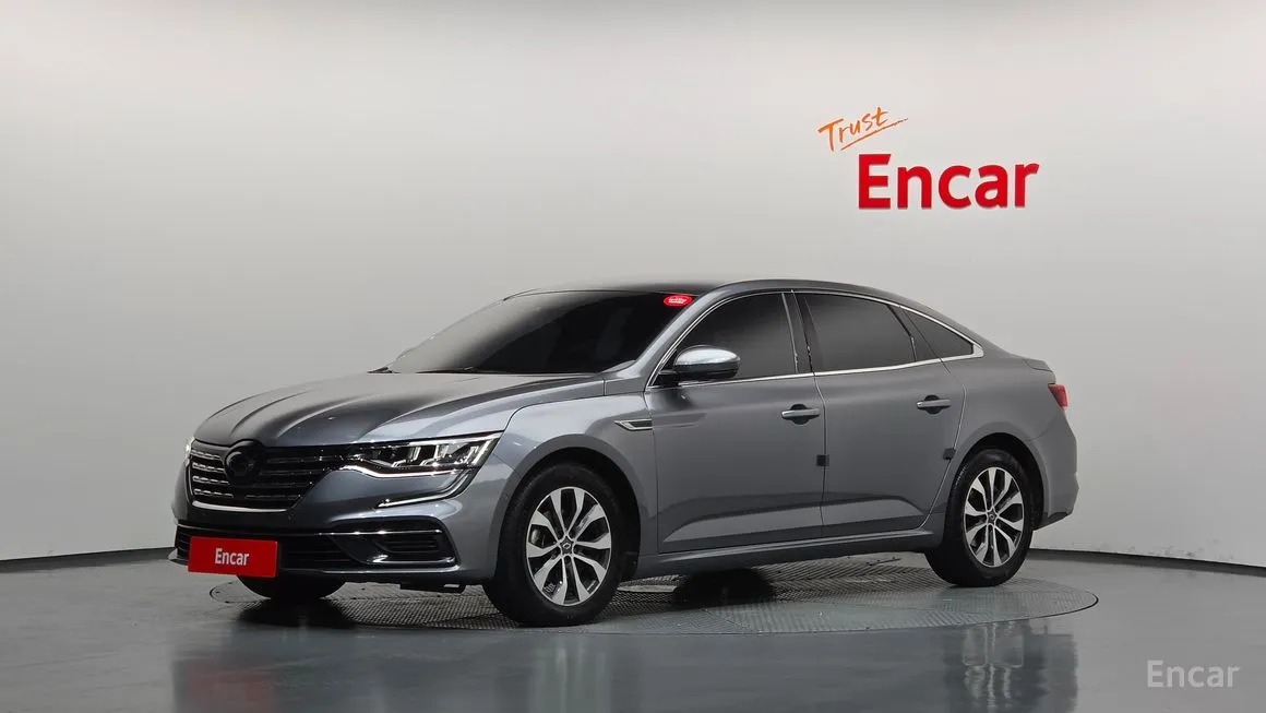 Renault SM6