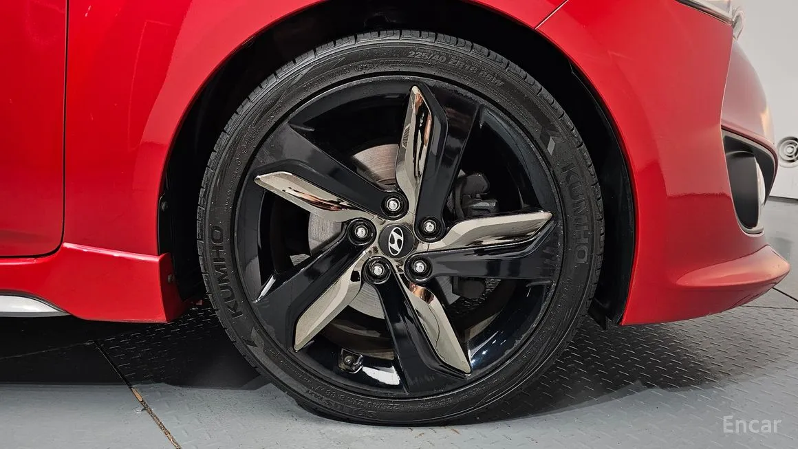 Hyundai Veloster