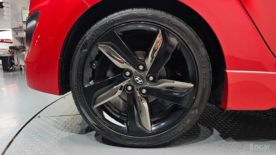 Hyundai Veloster