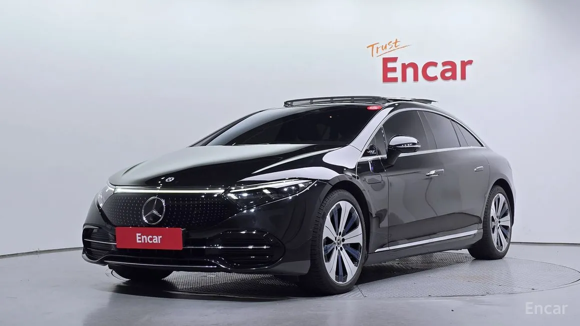 Mercedes-Benz EQS