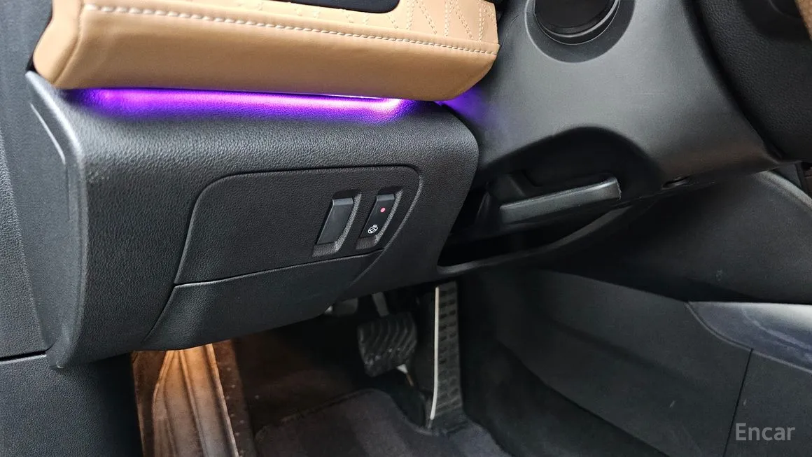 Renault SM6