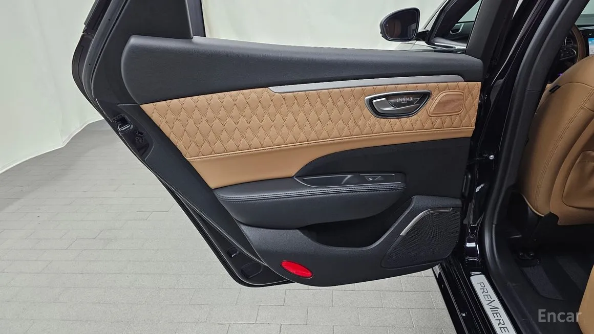 Renault SM6