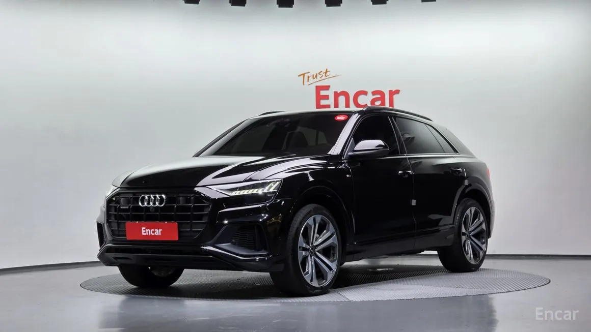 Audi Q8