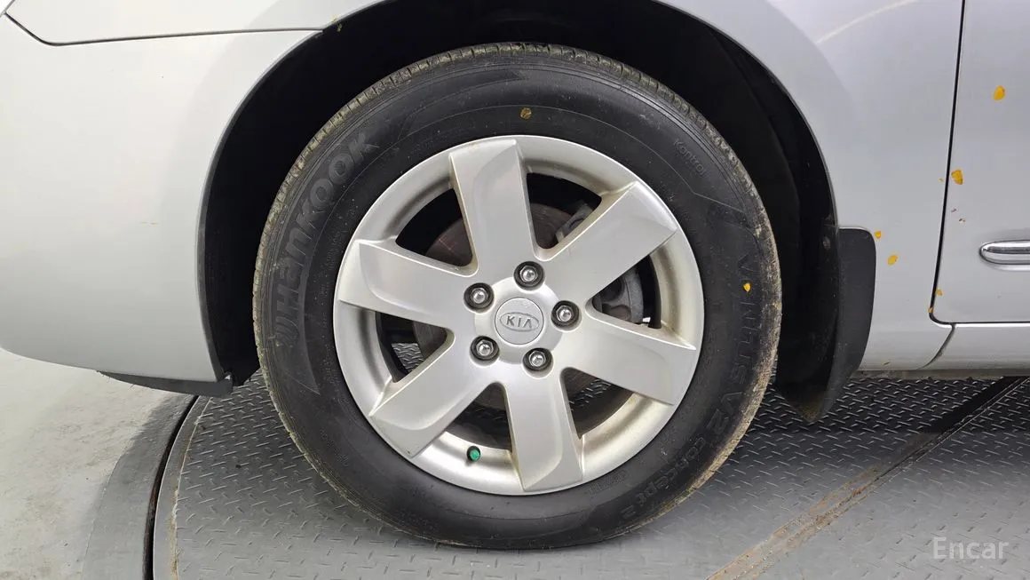 Kia Carens