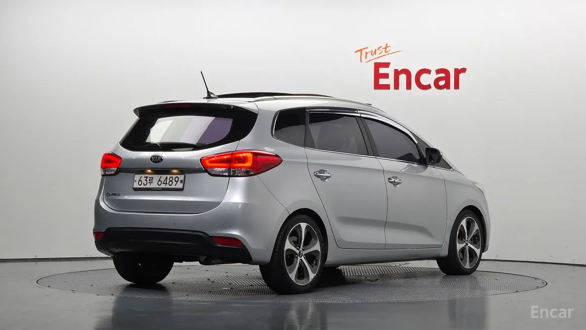 Kia Carens