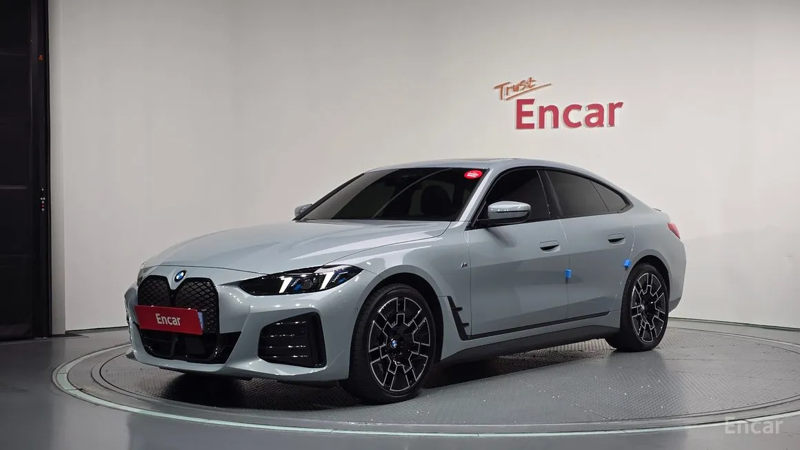 BMW i4