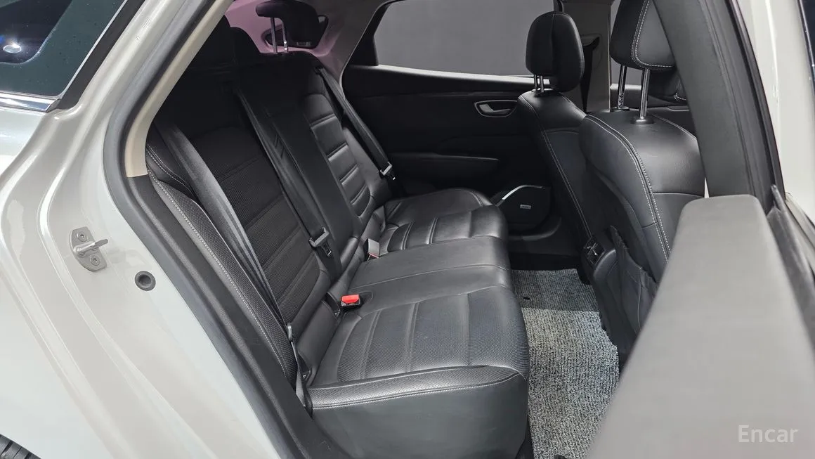 Renault SM6