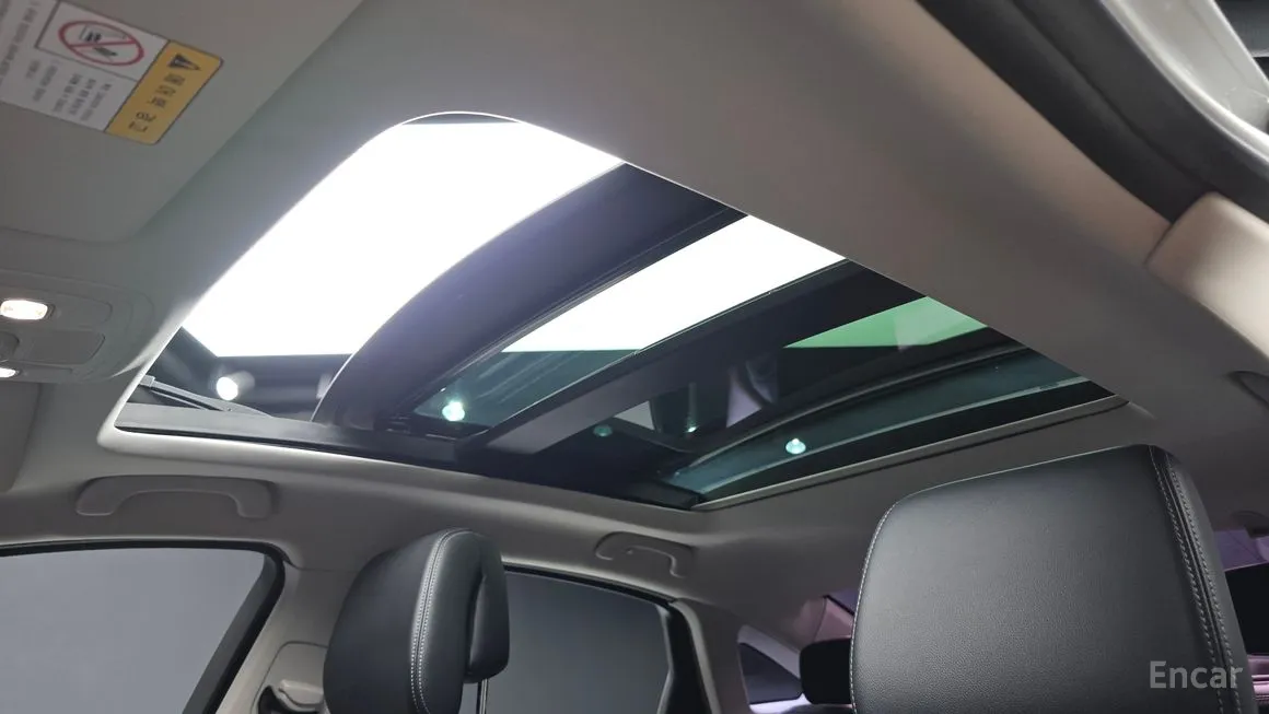 Renault SM6