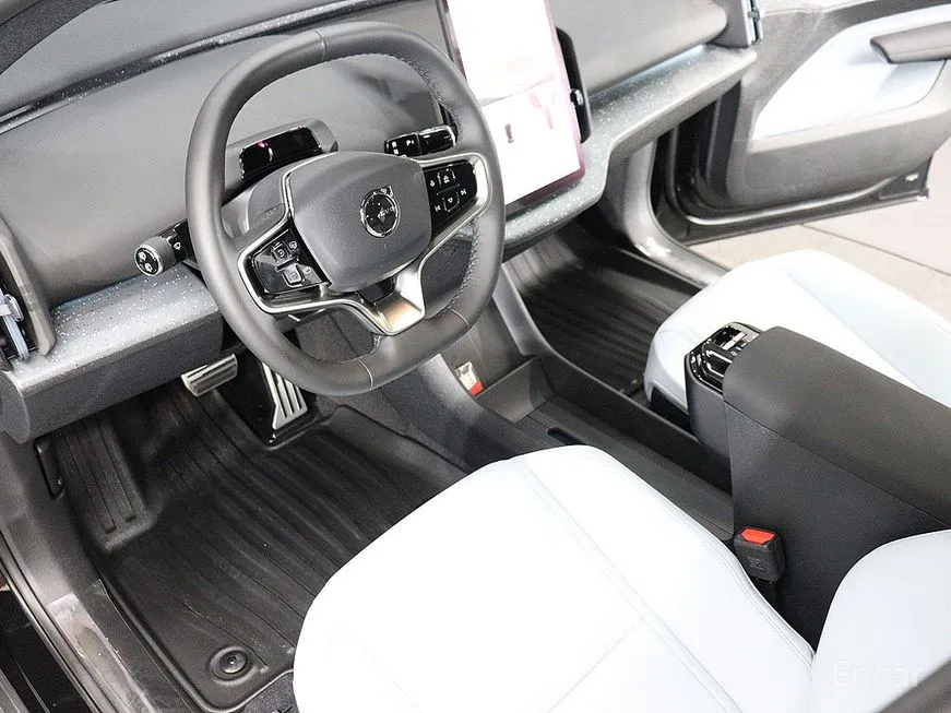 Volvo EX30