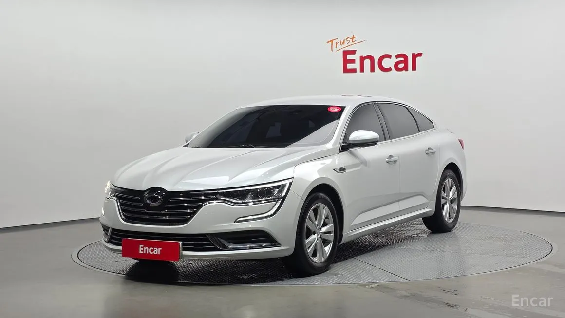Renault SM6