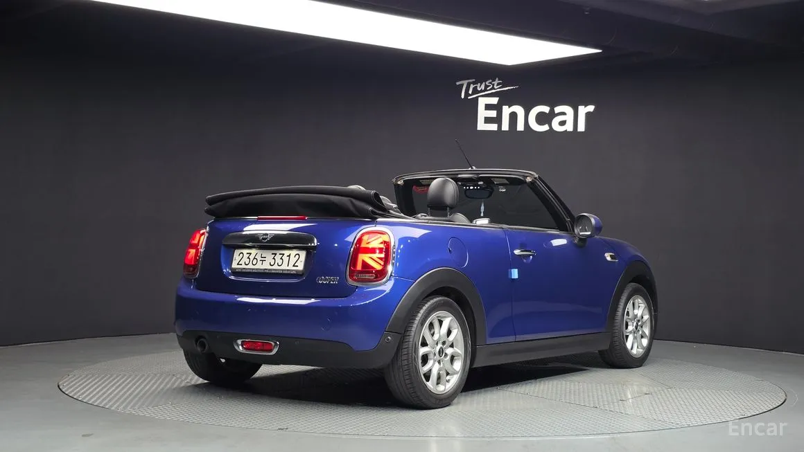 Mini Cooper Convertible