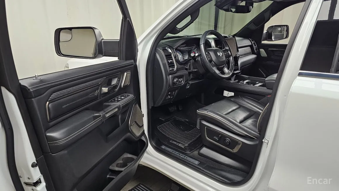 Dodge Ram Pick Up