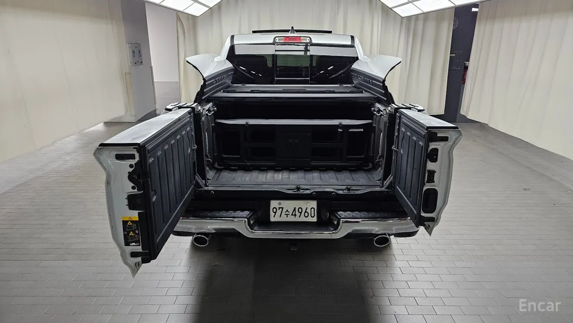 Dodge Ram Pick Up
