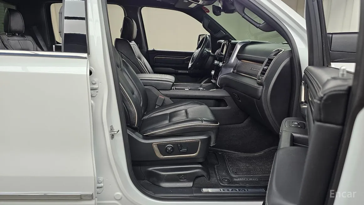 Dodge Ram Pick Up