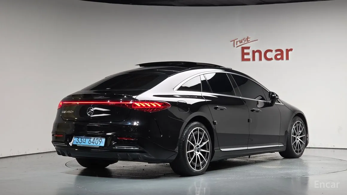 Mercedes-Benz EQS