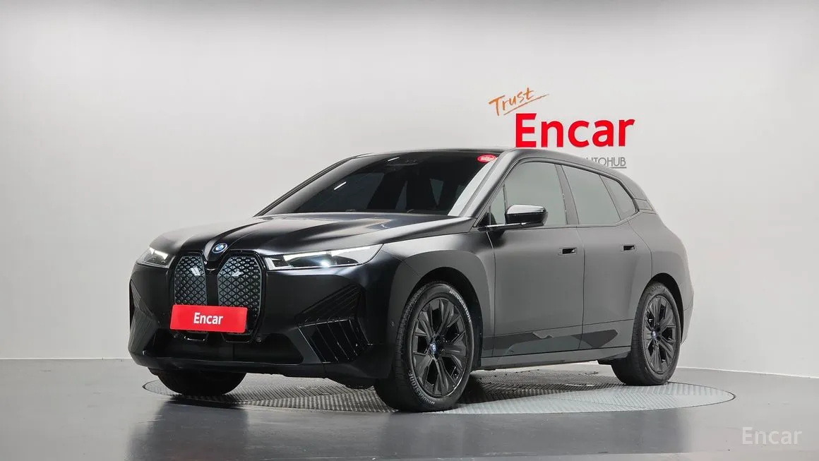 BMW iX