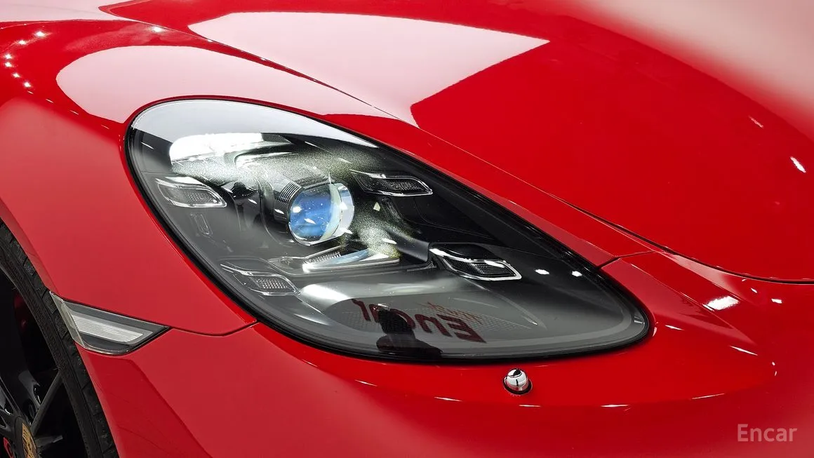 Porsche 718