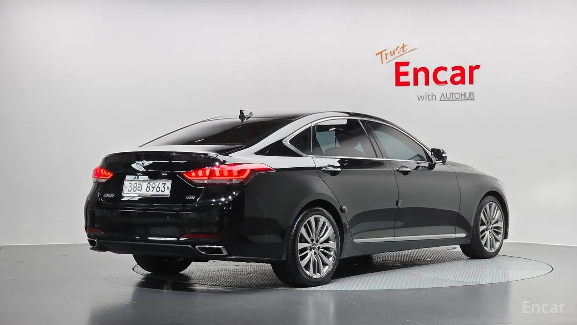 Hyundai Genesis