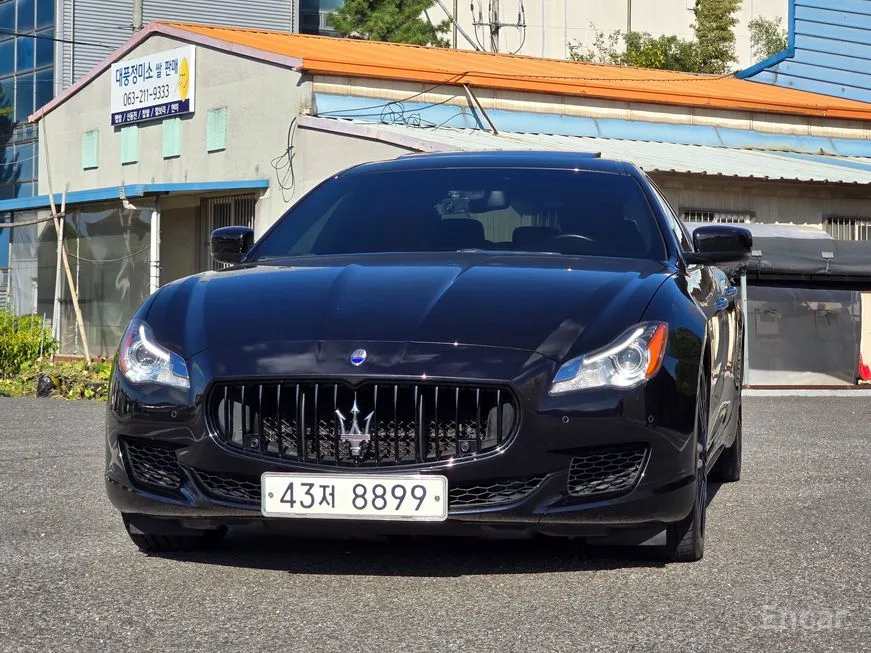 Maserati Quattroporte