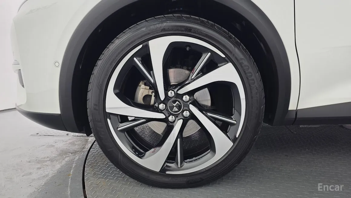 Citroen-DS DS7