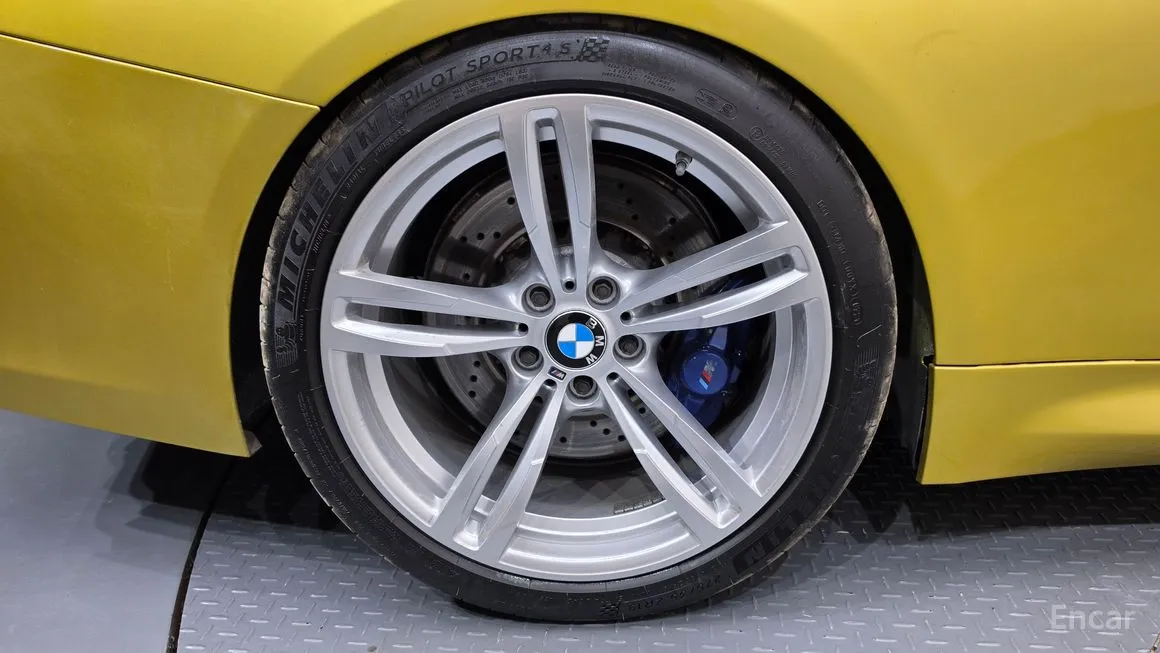 BMW M4