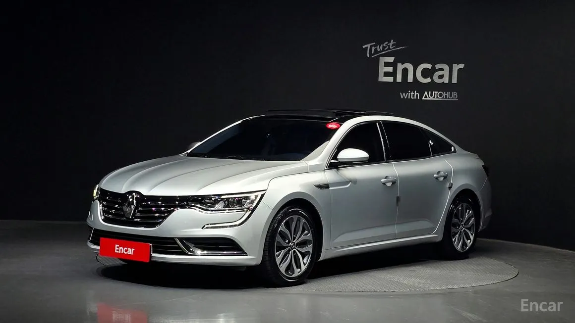 Renault SM6