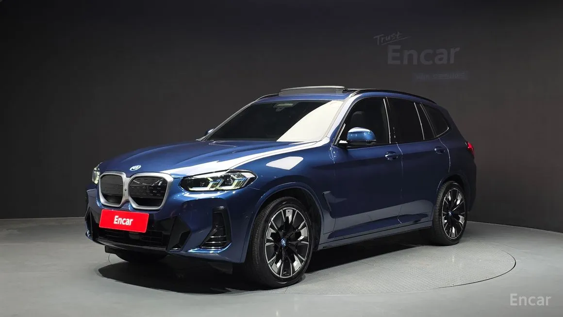 BMW iX3