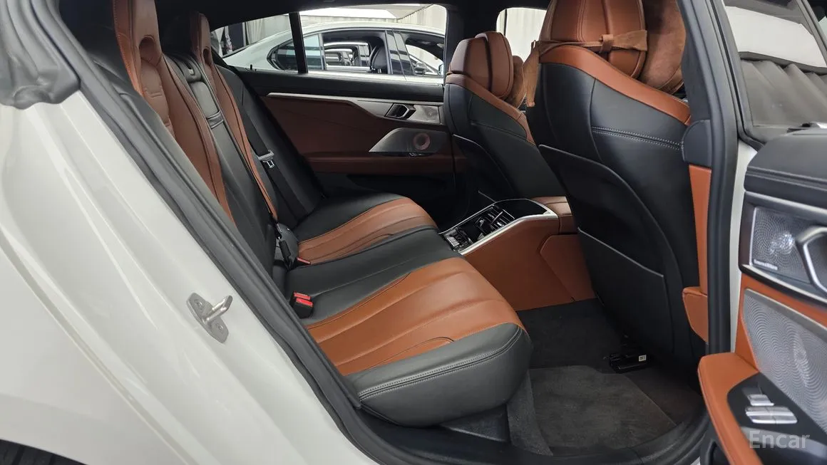 BMW 8-Series