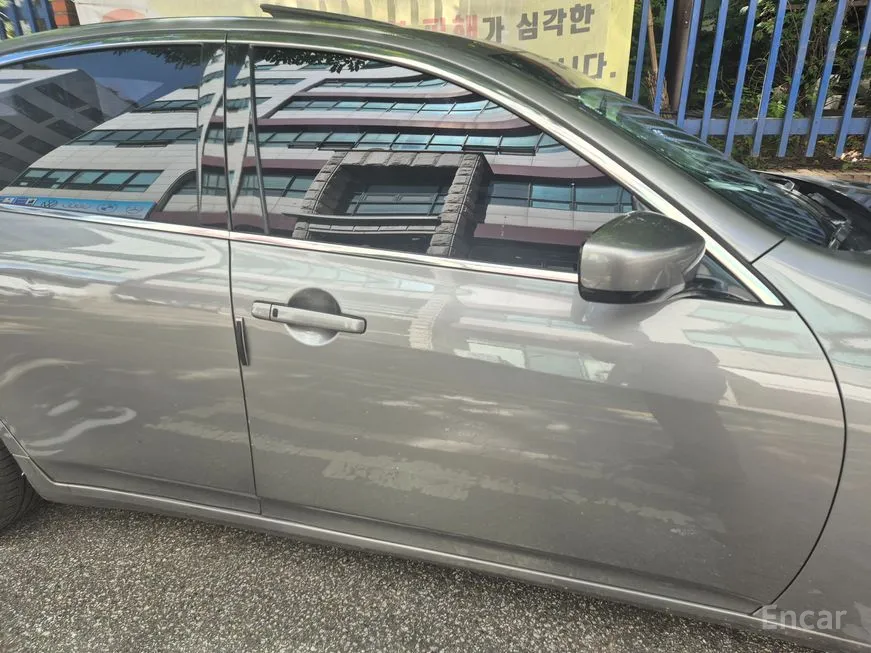 Infiniti G