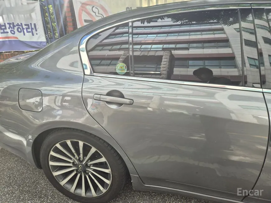 Infiniti G