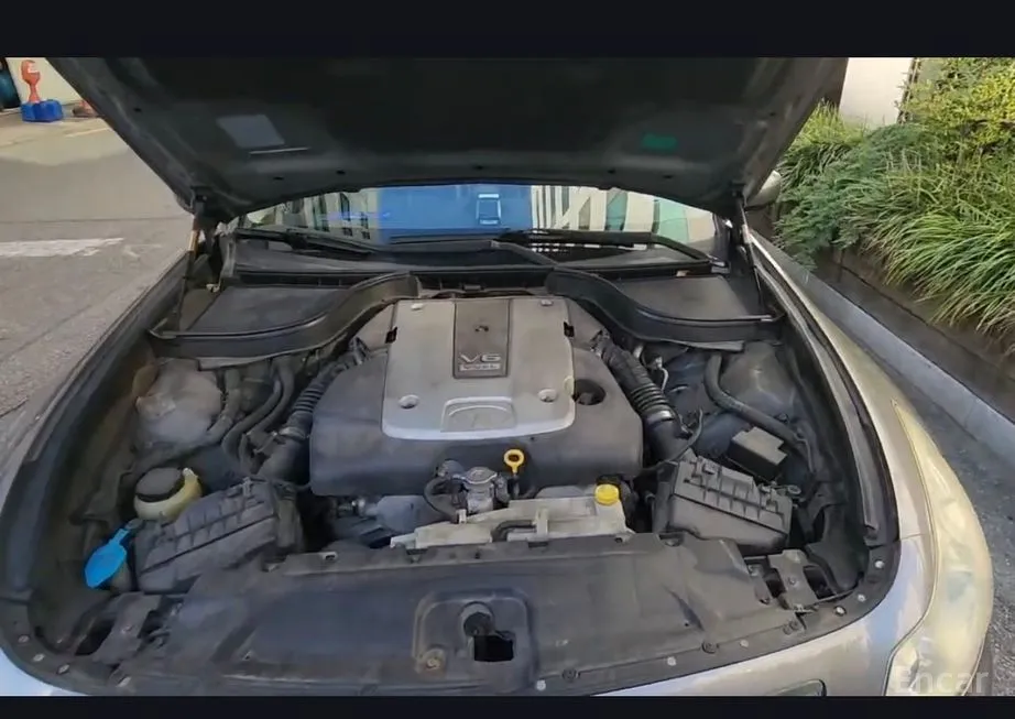 Infiniti G