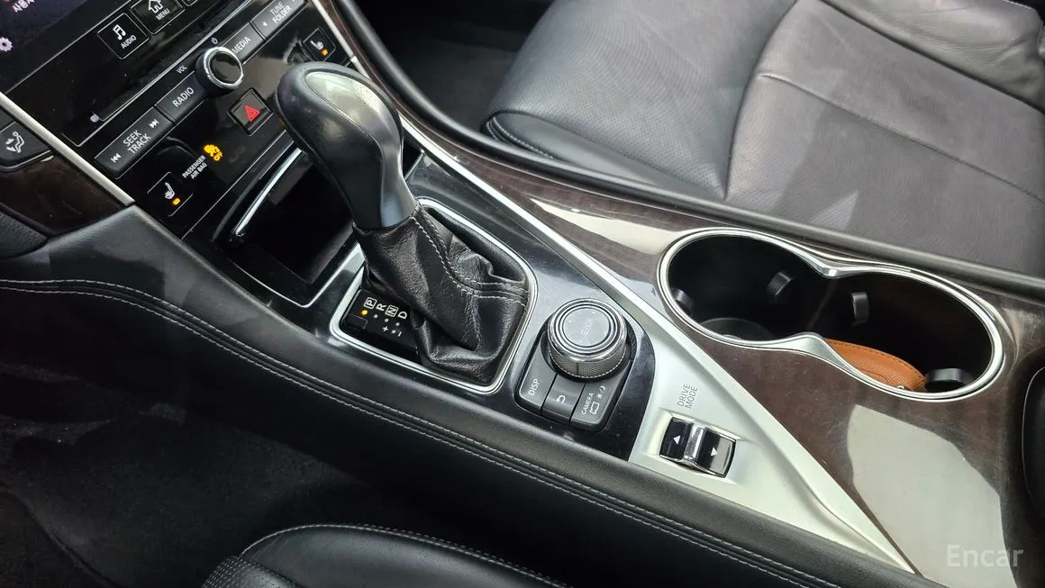 Infiniti Q50