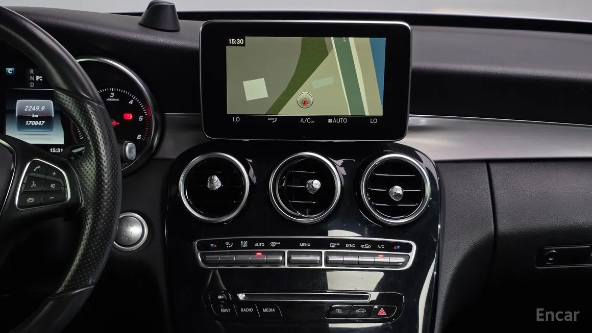 Mercedes-Benz C-Class