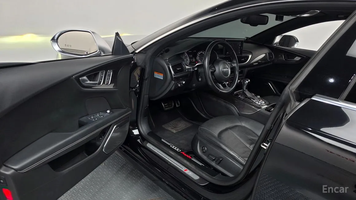 Audi S7