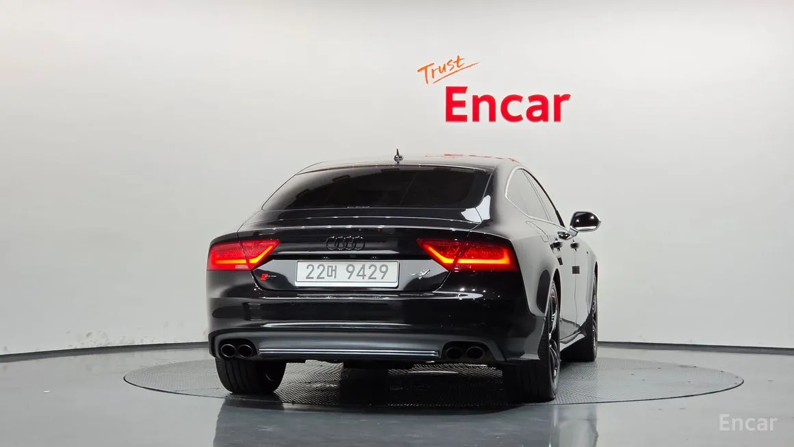 Audi S7