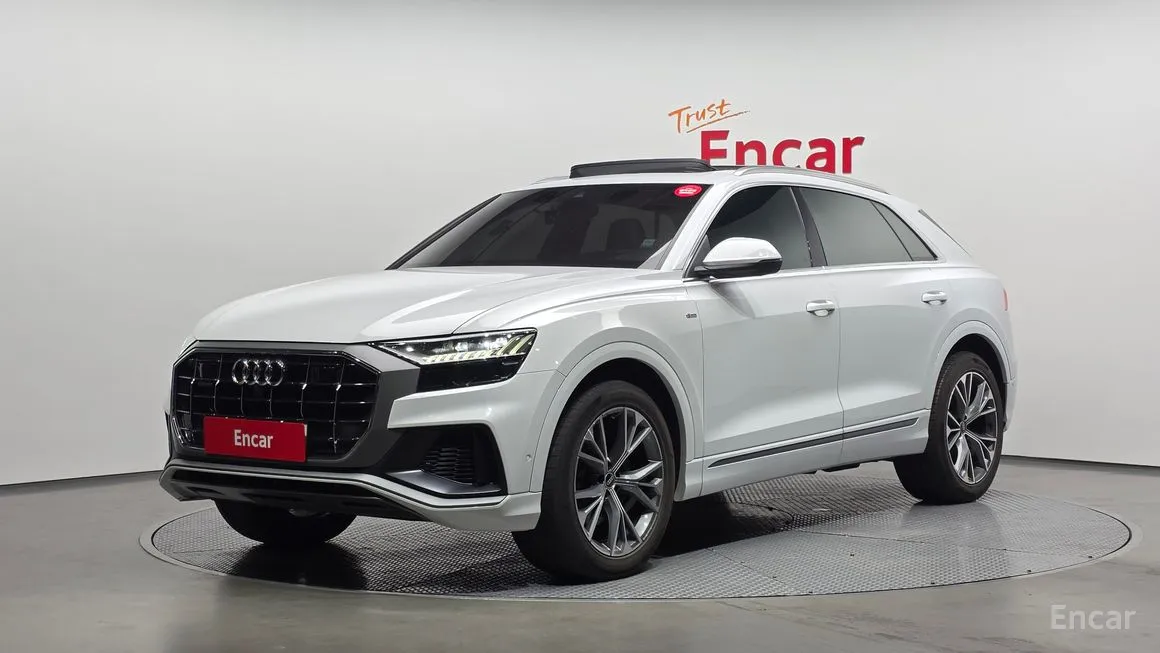 Audi Q8
